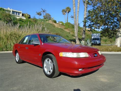 Super Happy Occupants: 1992 Ford Taurus SHO - DailyTurismo