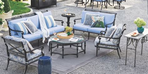 Carlisle_OutdoorCushions - Home + Style