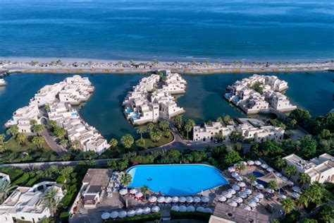 RAK’s Cove Rotana Resort unveils renovated rooms - Hotelier Middle East