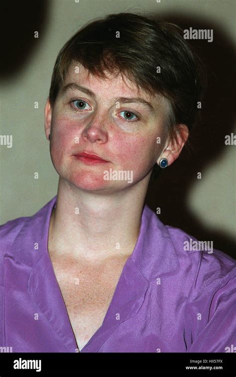 YVETTE COOPER MP LABOUR 24 October 1999 Stock Photo - Alamy