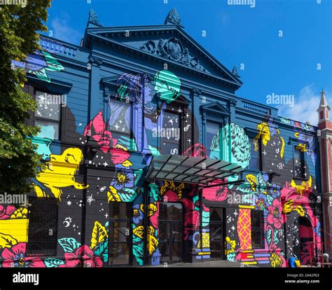 Recoleta cultural centre hi-res stock photography and images - Alamy