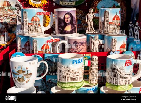 Souvenirs on sale to tourists in Florence Italy Stock Photo - Alamy