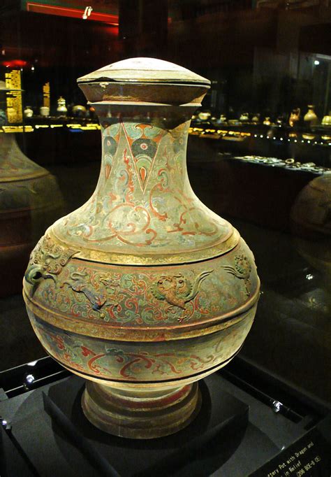 china ceramics - dragon and phoenix pot | Palace Museum, Bei… | Flickr