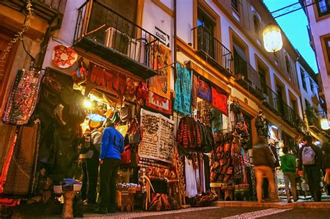 10 Best Things to Do After Dinner in Granada - Where to Go in Granada at Night? – Go Guides