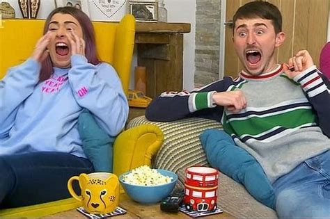 Inside Pete and Sophie Sandifords world famous Gogglebox home - and ...