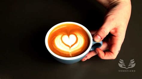Latte Art - Heart - YouTube