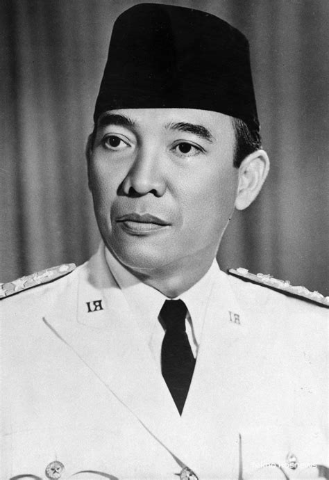 Biografi Ir. Soekarno Presiden Pertama Indonesia