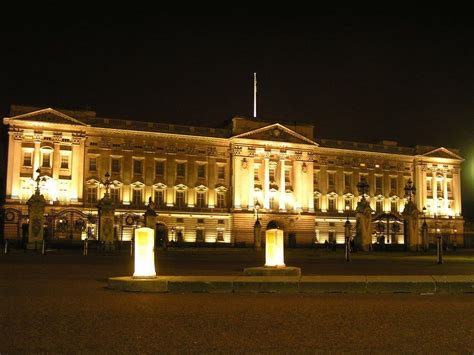 History of Buckingham Palace - Factual Facts - Facts about the world we live in