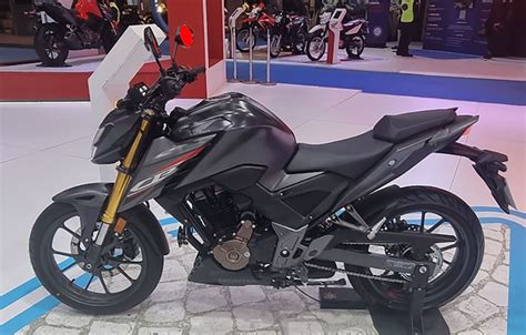 Honda Motor Argentina lanzó la CB300F Twister desde $1.789.000 - MotoNews