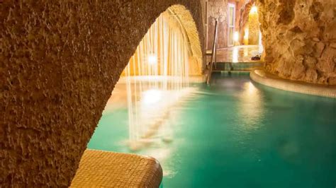 The Best Thermal Baths, Spas, and Saunas in Europe - Robe trotting