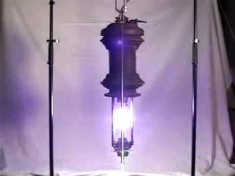 General Electric - Thomson Carbon Arc Lamp - YouTube