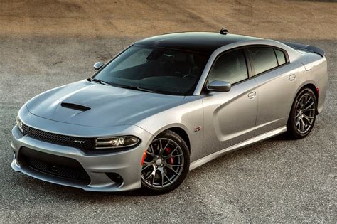 2016 Dodge Charger SRT 392 Pricing & Features | Edmunds