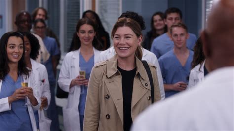 How ‘Grey’s Anatomy’ (Sort Of) Said Goodbye to Meredith Grey | Vanity Fair