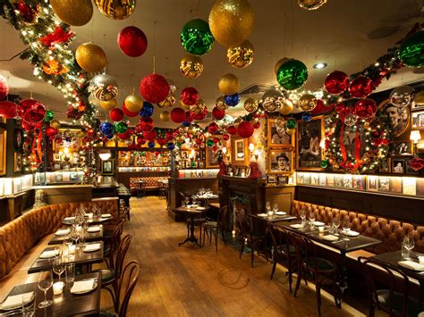 23 NYC Restaurants With Holiday Decorations - Eater NY