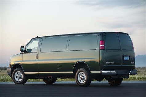 2015 GMC Savana 2500 Specs, Price, MPG & Reviews | Cars.com