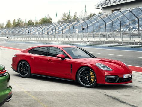 PORSCHE Panamera GTS (971) Specs & Photos - 2018, 2019, 2020 - autoevolution