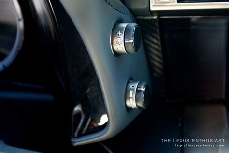 krew-lexus-lfa-interior-1