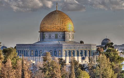 The Dome of the Rock & Al-Aqsa Mosque | HDR creme