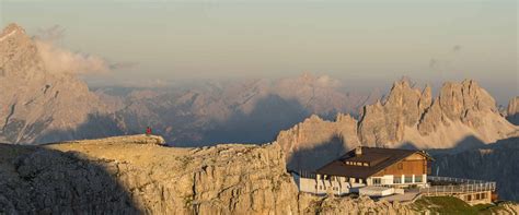 Mountain hut Rifugio Lagazuoi