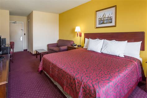 Days Inn by Wyndham Tappahannock | Tappahannock, VA Hotels