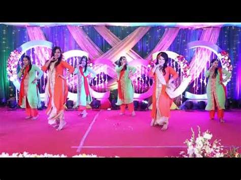 Navrai Majhi Wedding Dance - YouTube