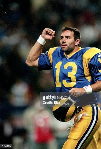 Kurt Warner With Lombardi Trophy Super Bowl XXXIV St. Louis Rams 11x14 ...