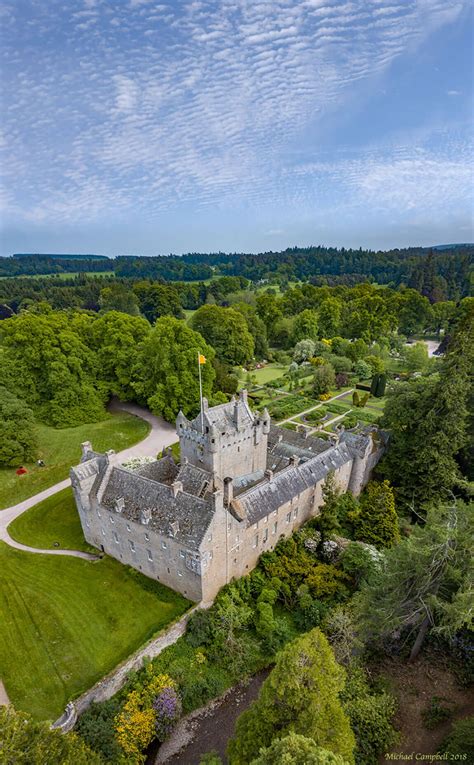 Cawdor Castle & Gardens | Great Gardens of the World