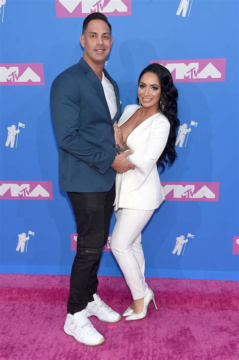 'Jersey Shore' star Angelina Pivarnick finalizes divorce