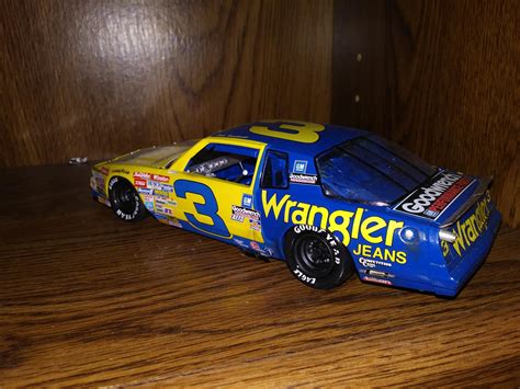 Dale Earnhardt Wrangler - WIP: NASCAR - Model Cars Magazine Forum