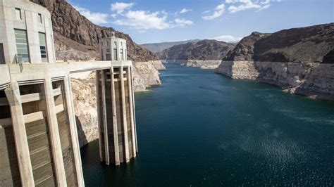 Arizona, California and Nevada propose voluntarily conserving Colorado River water - Axios Phoenix