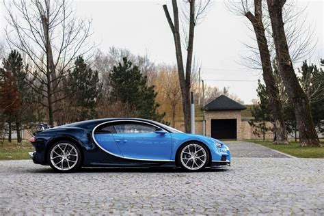 Early Two-Tone Blue Bugatti Chiron Heading To Paris Auction | Carscoops