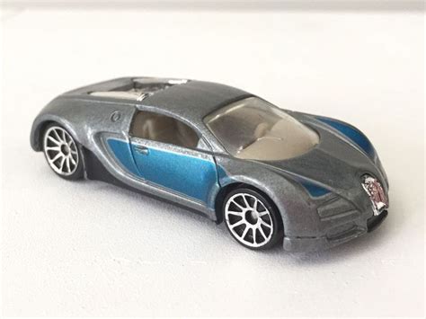 Hot Wheels Bugatti Veyron 10 Spoke 2006 Loose Gray Blue | Hot wheels, Bugatti veyron, Bugatti