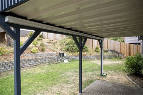 How to Install a Gutter for a Patio Dry Space