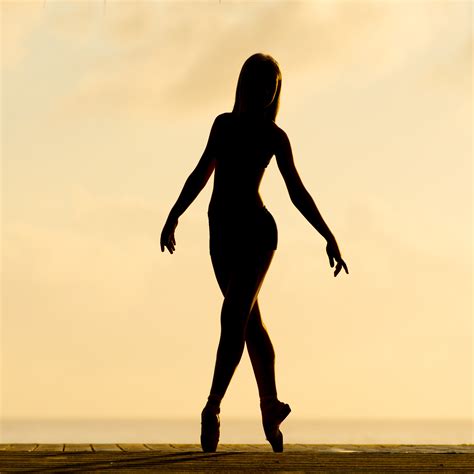 Woman Dancing Silhouette Wallpapers - Wallpaper Cave