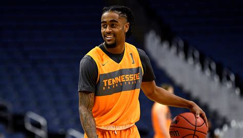 Tennessee basketball: Jordan Bone to remain in NBA draft, per Barnes