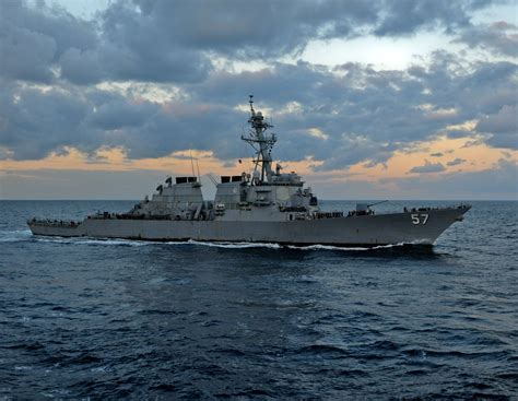 USS Mitscher DDG-57 Atlantic Ocean December 9, 2011 - 8 x 10 ...