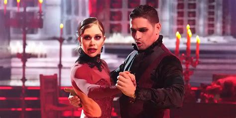 DWTS ‘90s Night Songs & Dance Styles Revealed (Spoilers)