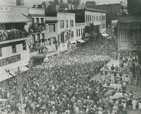 Historic Chinese New Year photos from the San Francisco Chronicle archives