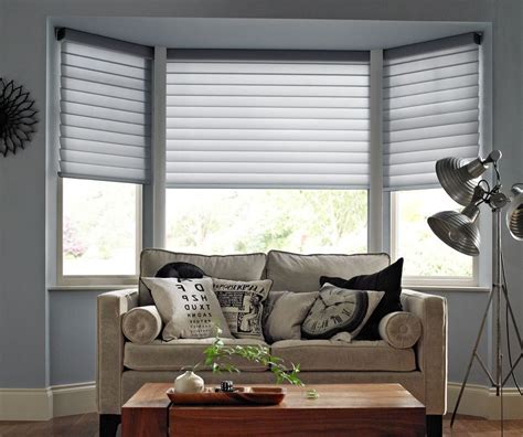 Blinds For Bay Windows Ideas Home Interior Design Decor Decodir Bay Window Blinds Id… | Window ...