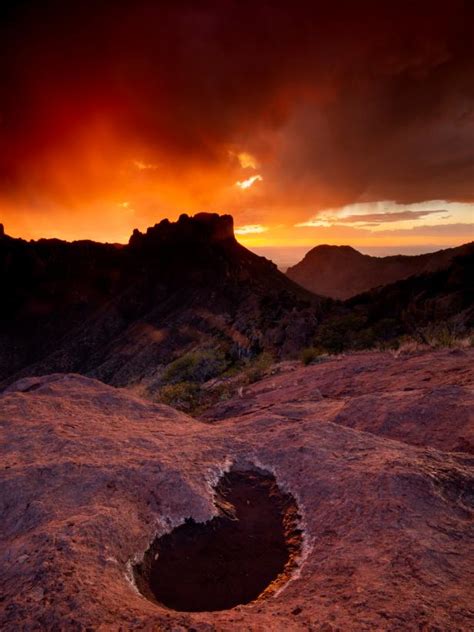 Travel to the Majestic Chisos Mountains in Texas | Nature and Wildlife | Discovery