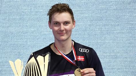 Viktor Axelsen Girlfriend 2024, Who is Natalia Koch Rohde? Know ...