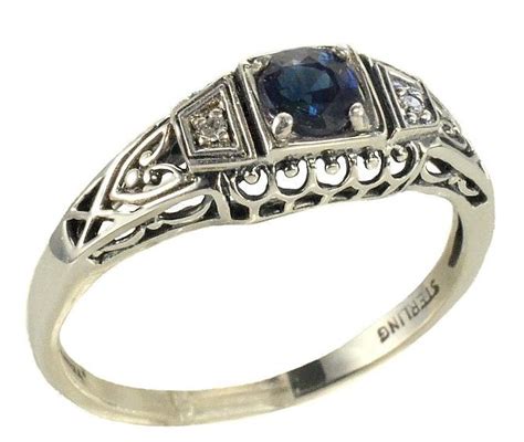 Sapphire Engagement Ring Options [Slideshow]