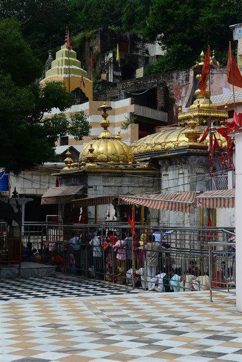 Jwalamukhi Temple, Himachal, India | Jwalamukhi Temple, Hima… | Flickr