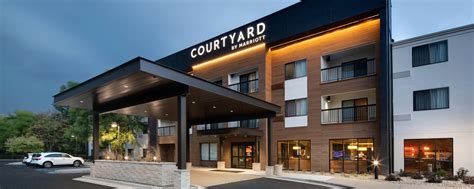 Affordable Grand Rapids Airport Hotels | Courtyard Grand Rapids Airport