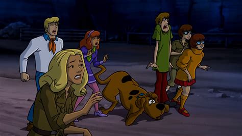 Scooby-Doo! Legend of the Phantosaur (2011)