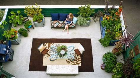 Big Style for Small Yards: Design Ideas to Transform Tiny Spaces - Sunset