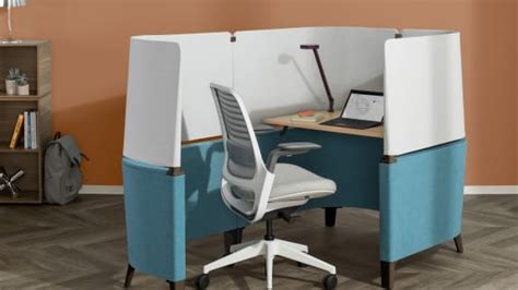 Brody Privacy Lounge Chair & Study Pod | Steelcase