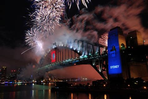 Sydney Harbour Bridge Fireworks | Norman Z | Flickr