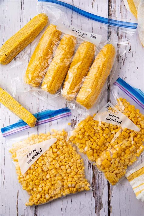 How to Freeze Corn (on the Cob and Kernels) - 40 Aprons