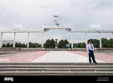 Uzbekistan, Tashkent, Independence Square Stock Photo - Alamy